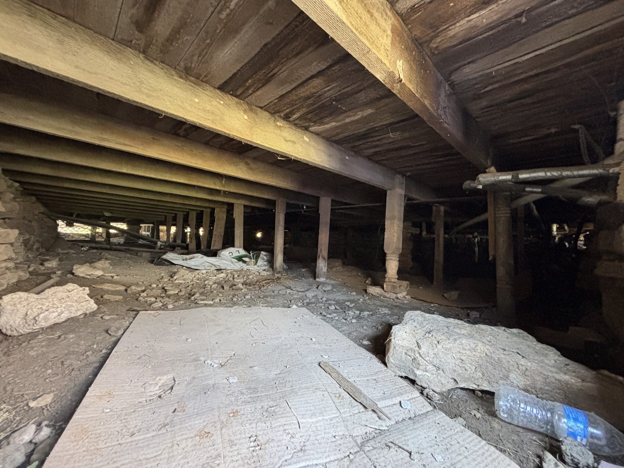 Crawlspace before piers, Imperial Foundation Repair job site in North Texas